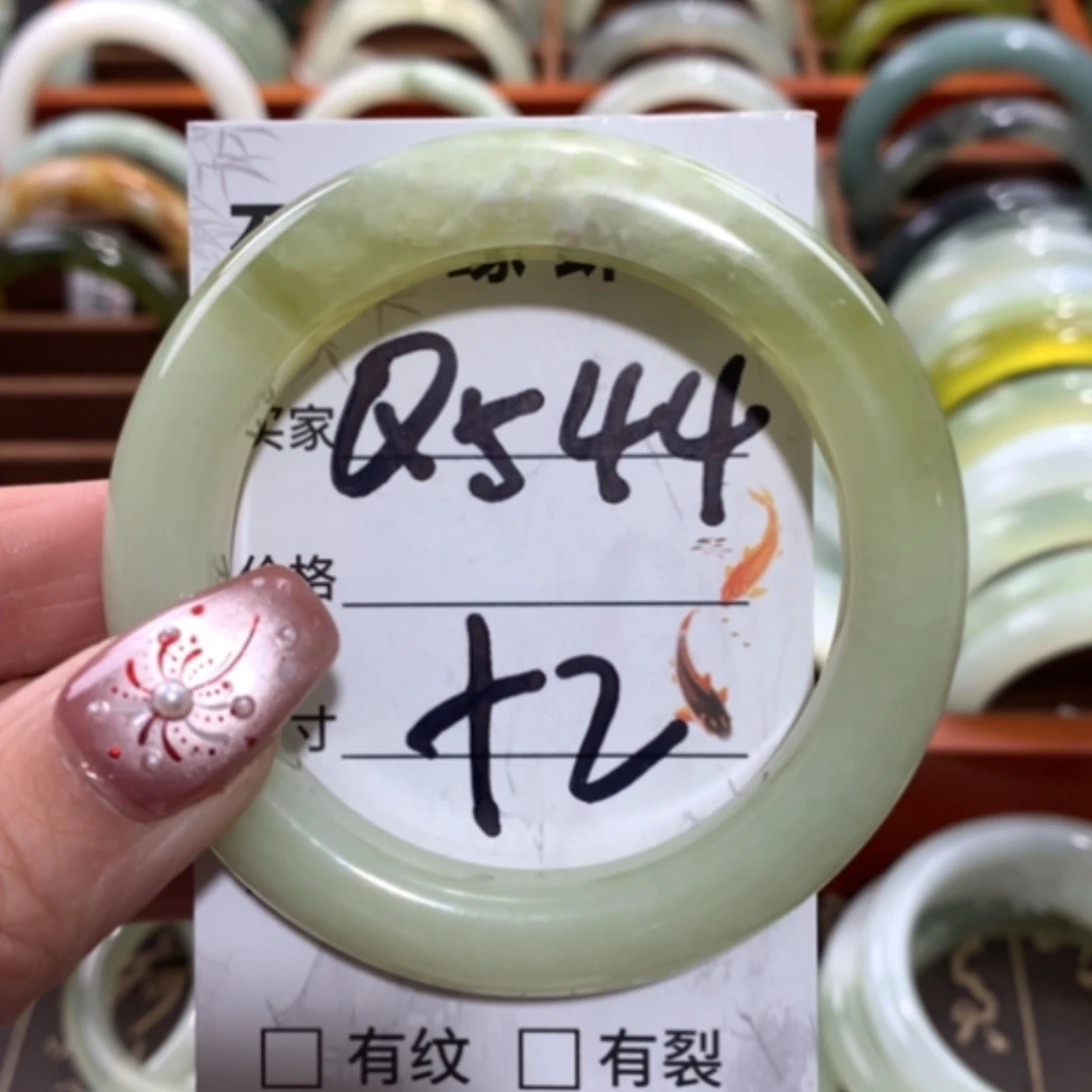 【闪购商品】未镶嵌蛇纹石玉手镯