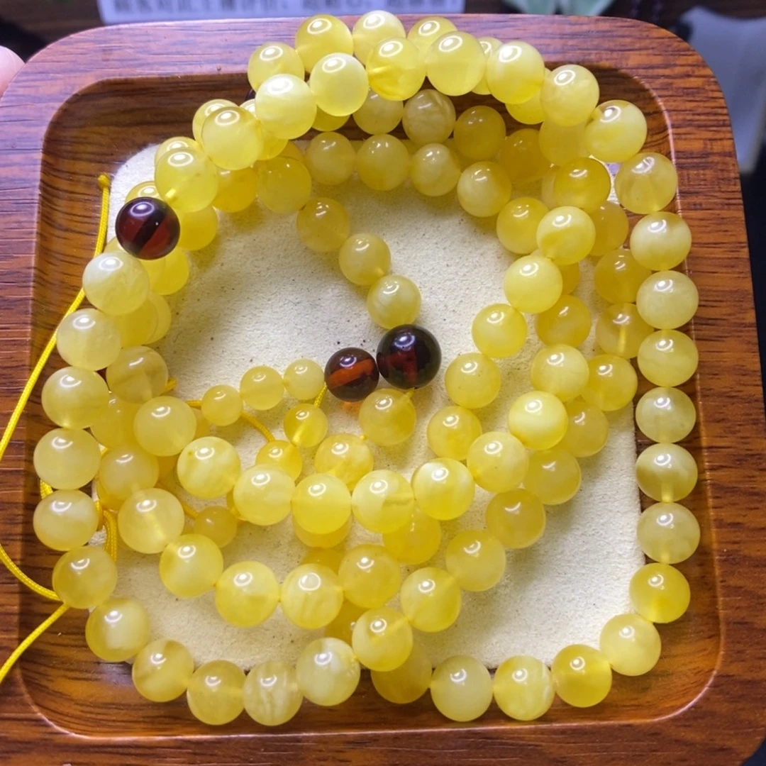 琥珀颈饰未镶嵌裴*俊敏