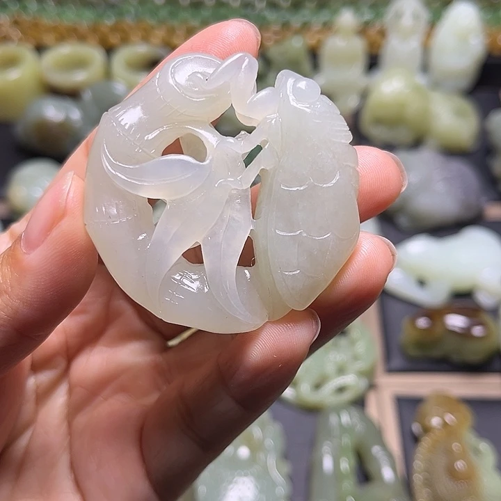 和田玉未镶嵌挂件