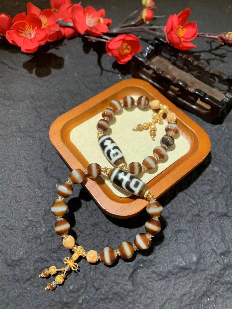 （上肯一线宝瓶）玛瑙手串F1316多样性发一