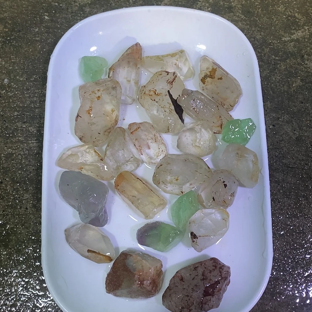 未镶嵌珠宝半成品水晶