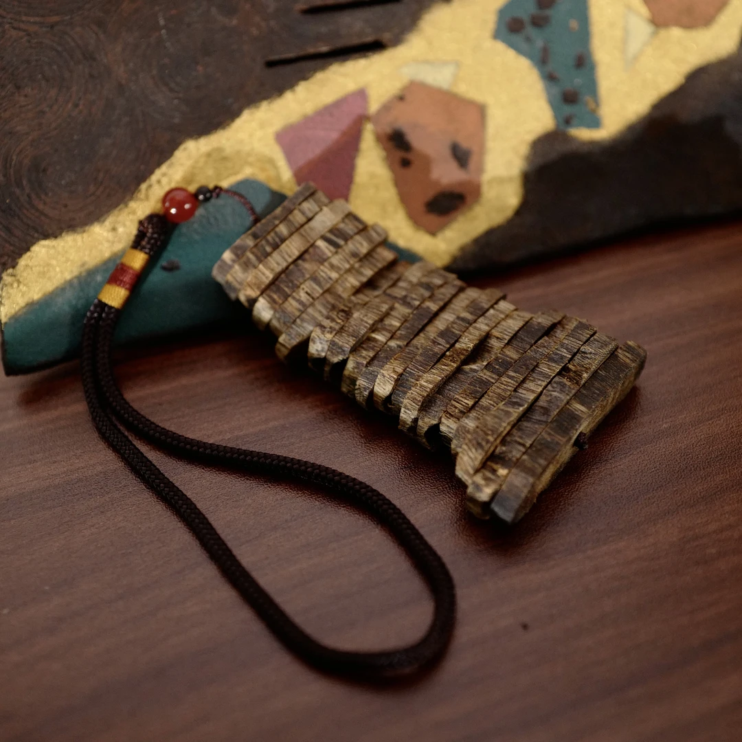 沉香设计款奇楠沉香挂件车挂 S250365