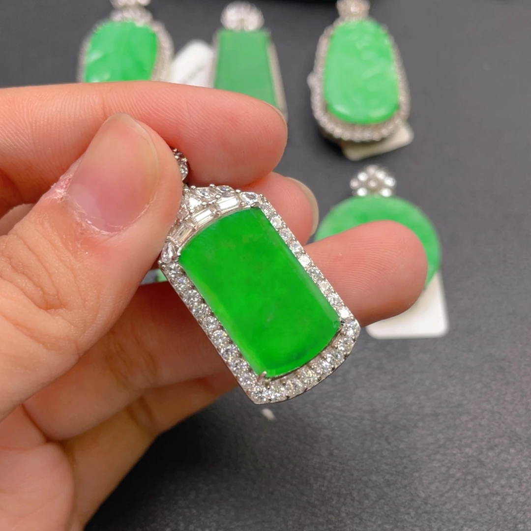 翡翠银S925镶嵌颈饰