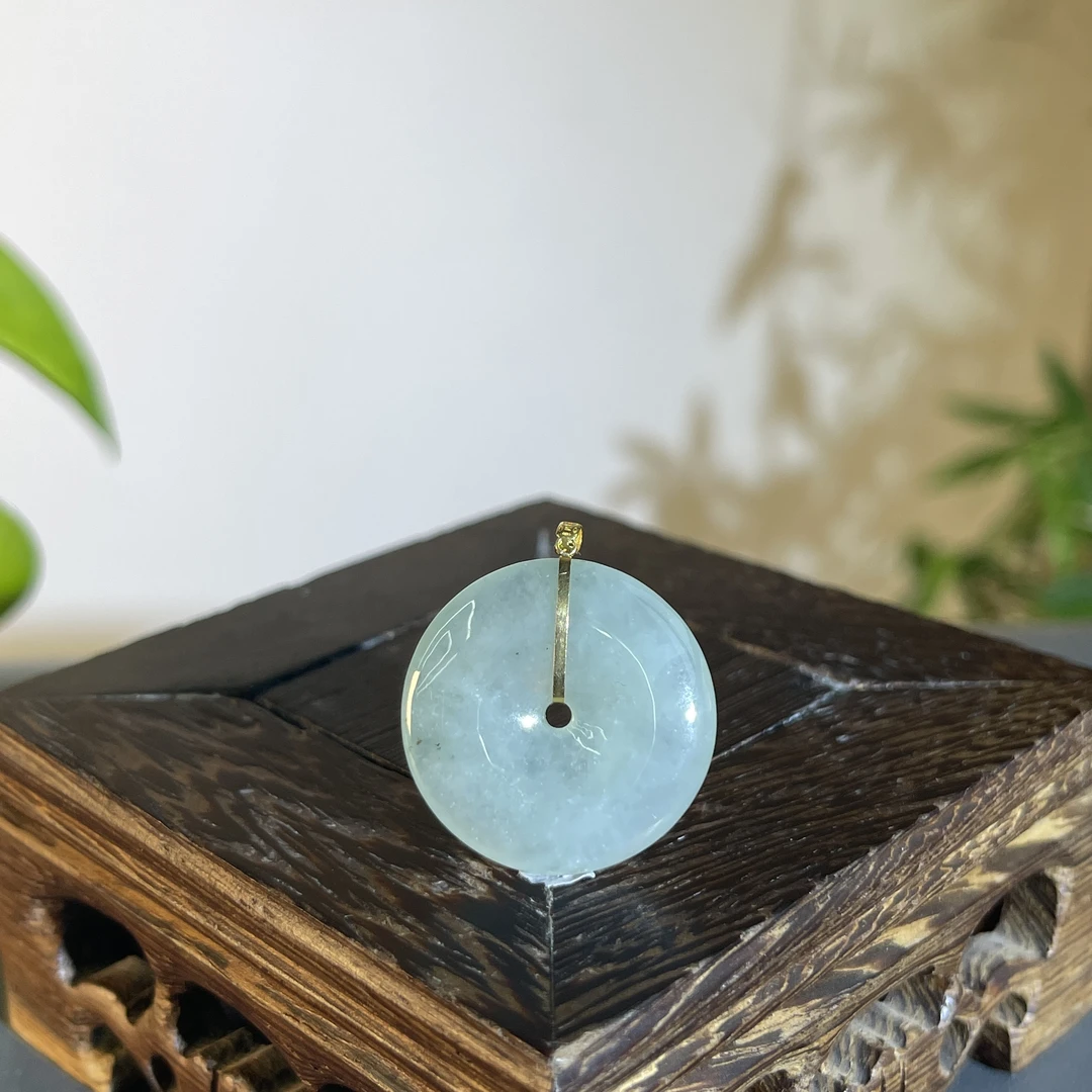 JTB21-013  天然缅甸A货翡翠 18K镶嵌平安扣