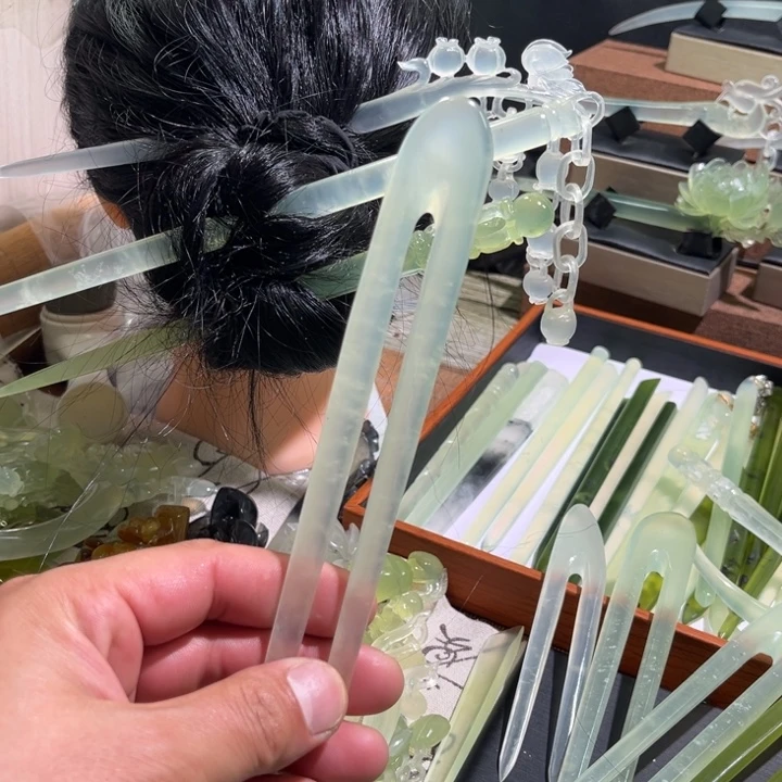 如***意蛇纹石玉合金发饰