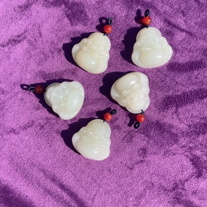 和田玉未镶嵌颈饰多样性发货，发其一