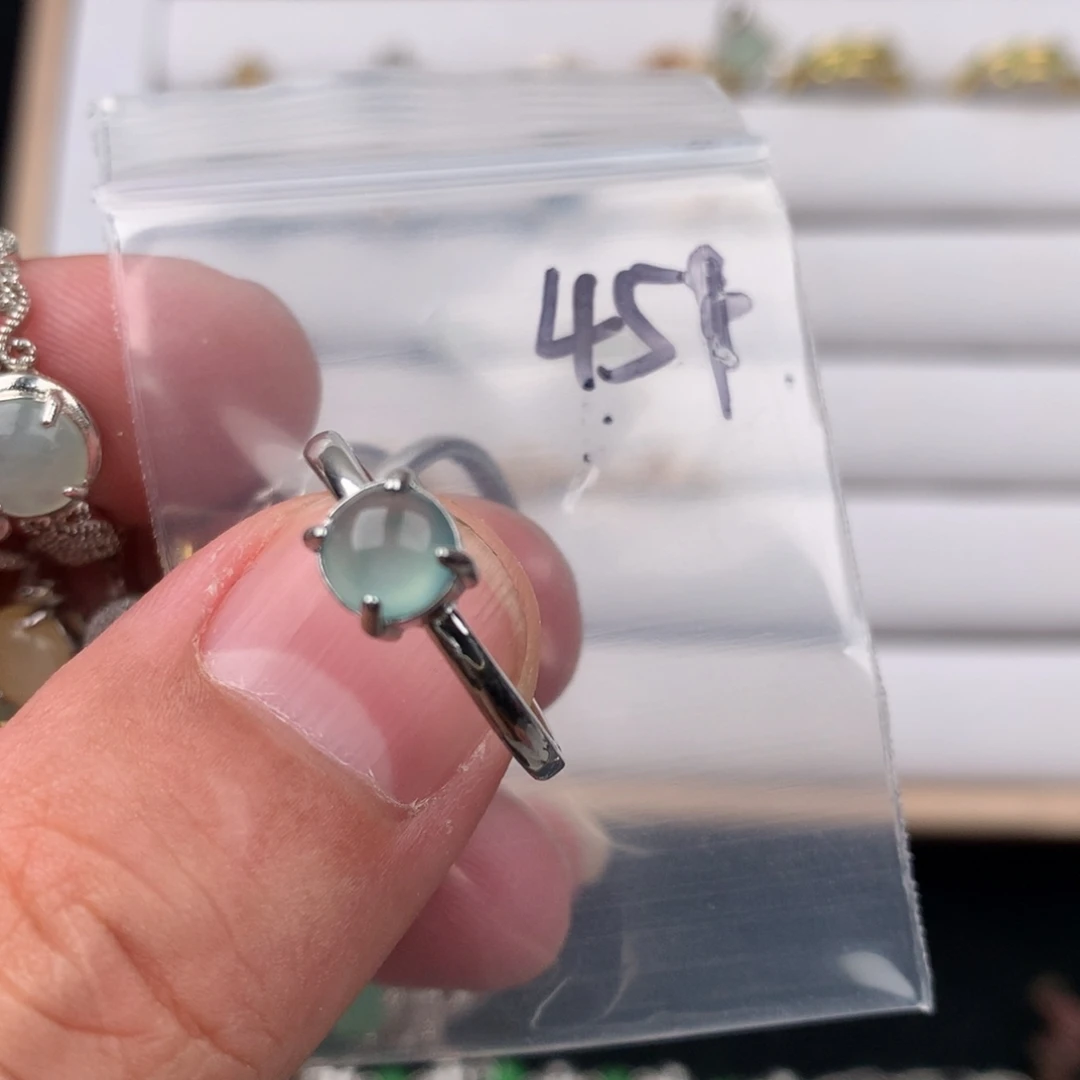 翡翠未镶嵌戒圈451