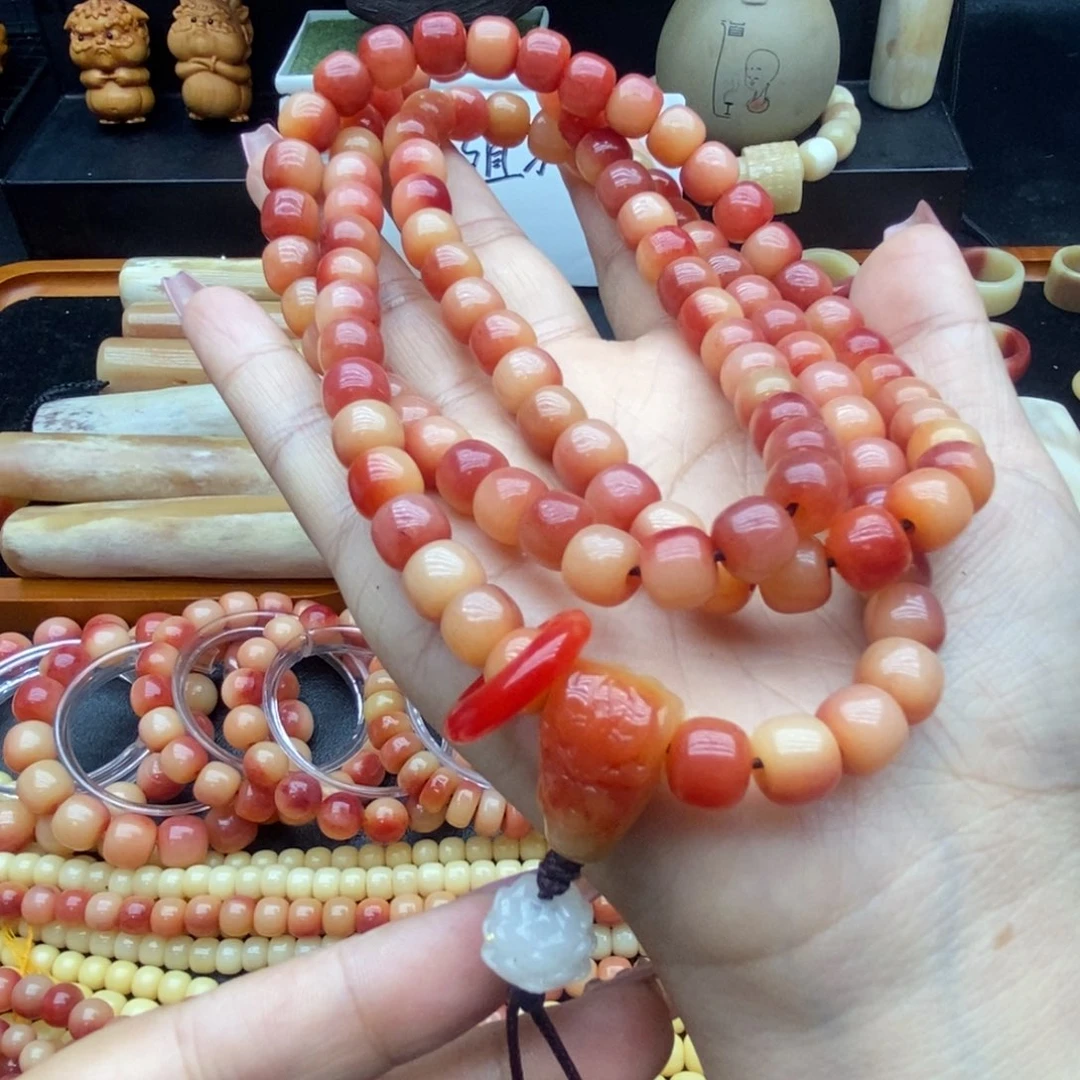 大叶紫檀（黑酸枝木类）