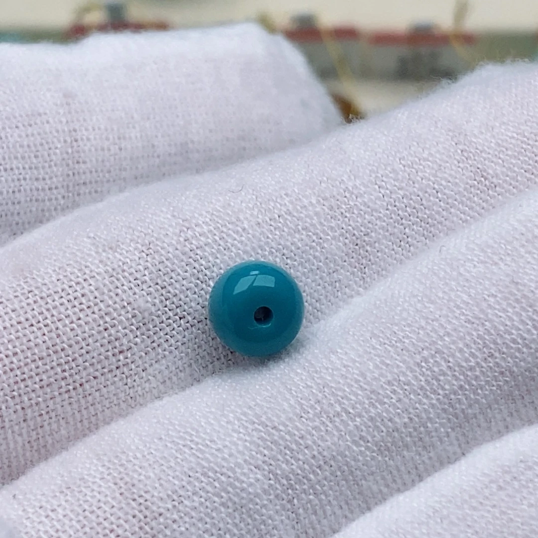 D***c绿松石未镶嵌珠宝奇石尺寸6.7