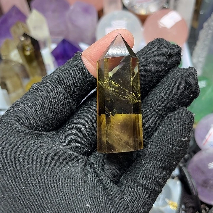 珠宝半成品未镶嵌水晶29克黄水晶柱