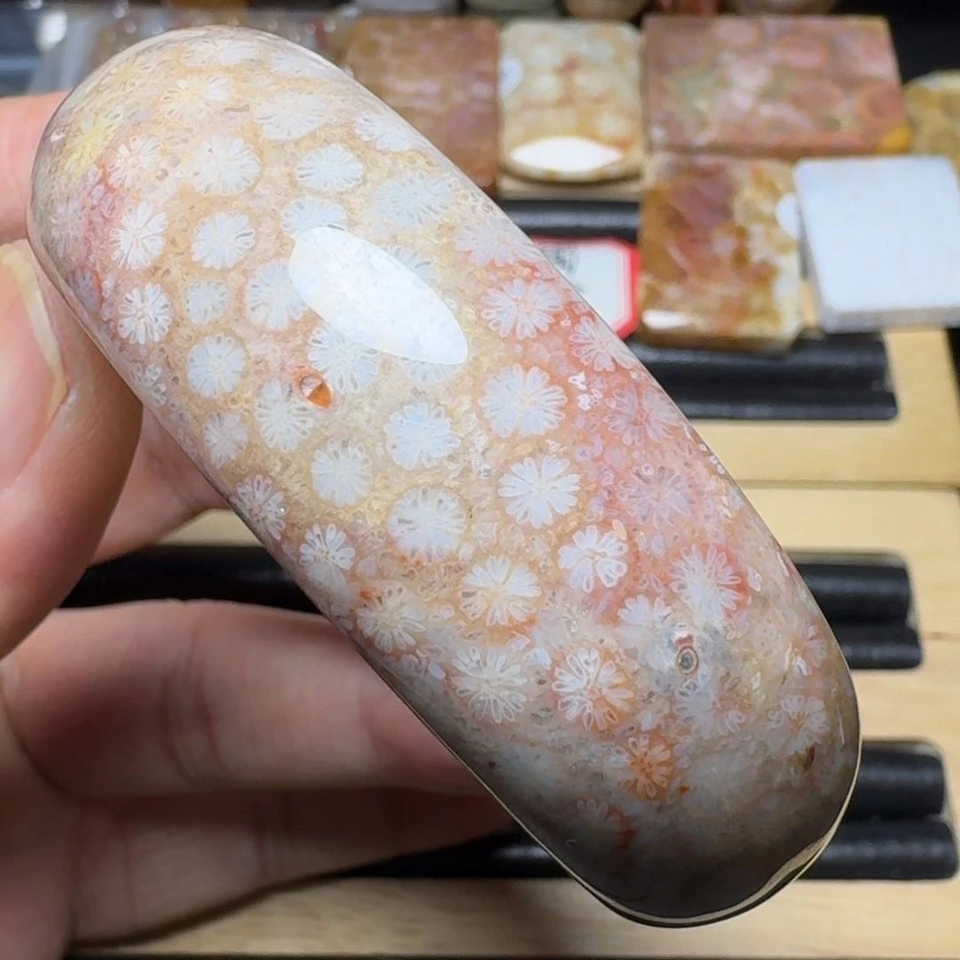 硅化玉纯天然色有机玉石未镶嵌56圈口