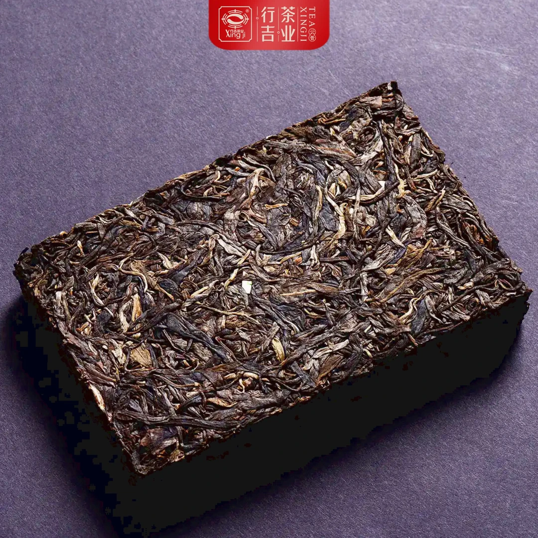 Xing Ji/行吉茶业250克老生茶砖
