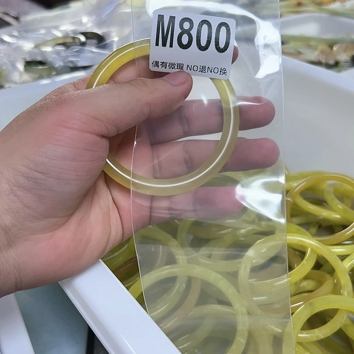 蛇纹石玉发饰合金酒*