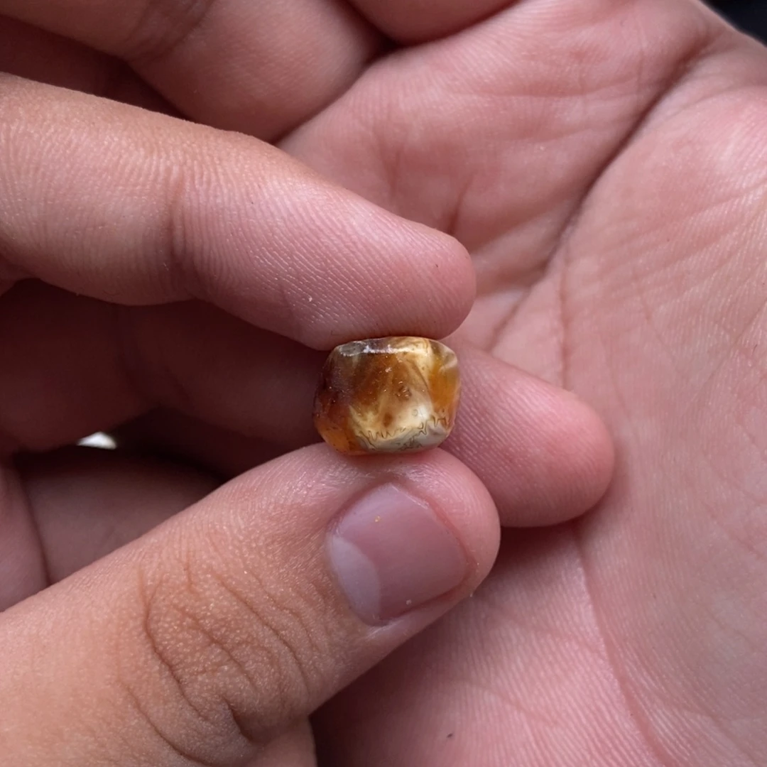 未镶嵌定制琥珀定制