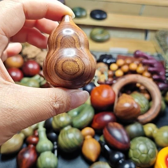 煎****香榧木。。。。。。。。。。沙漠铁