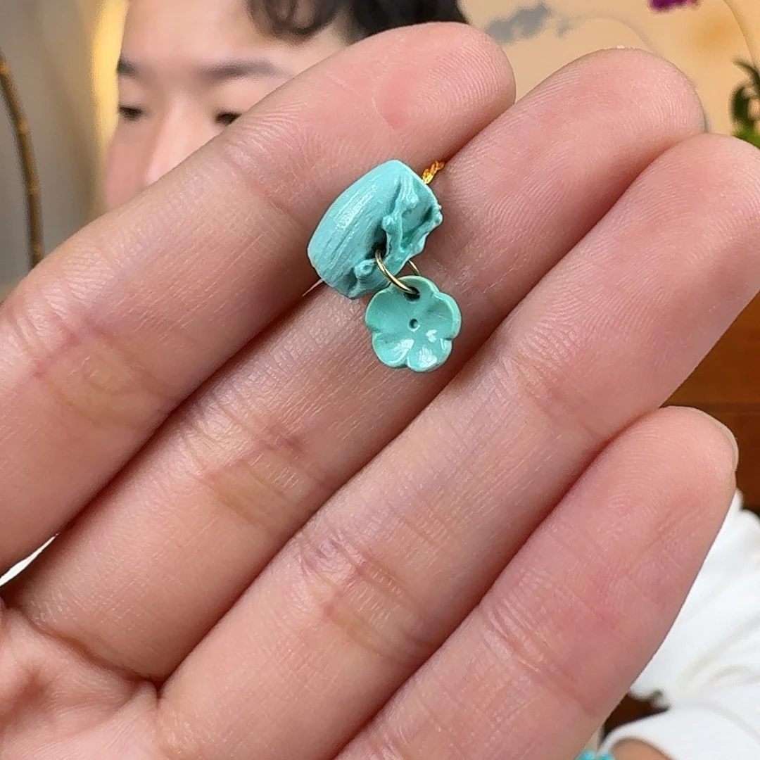 绿松石未镶嵌珠宝奇石