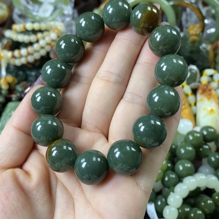 透闪石质玉手串未镶嵌济**民
