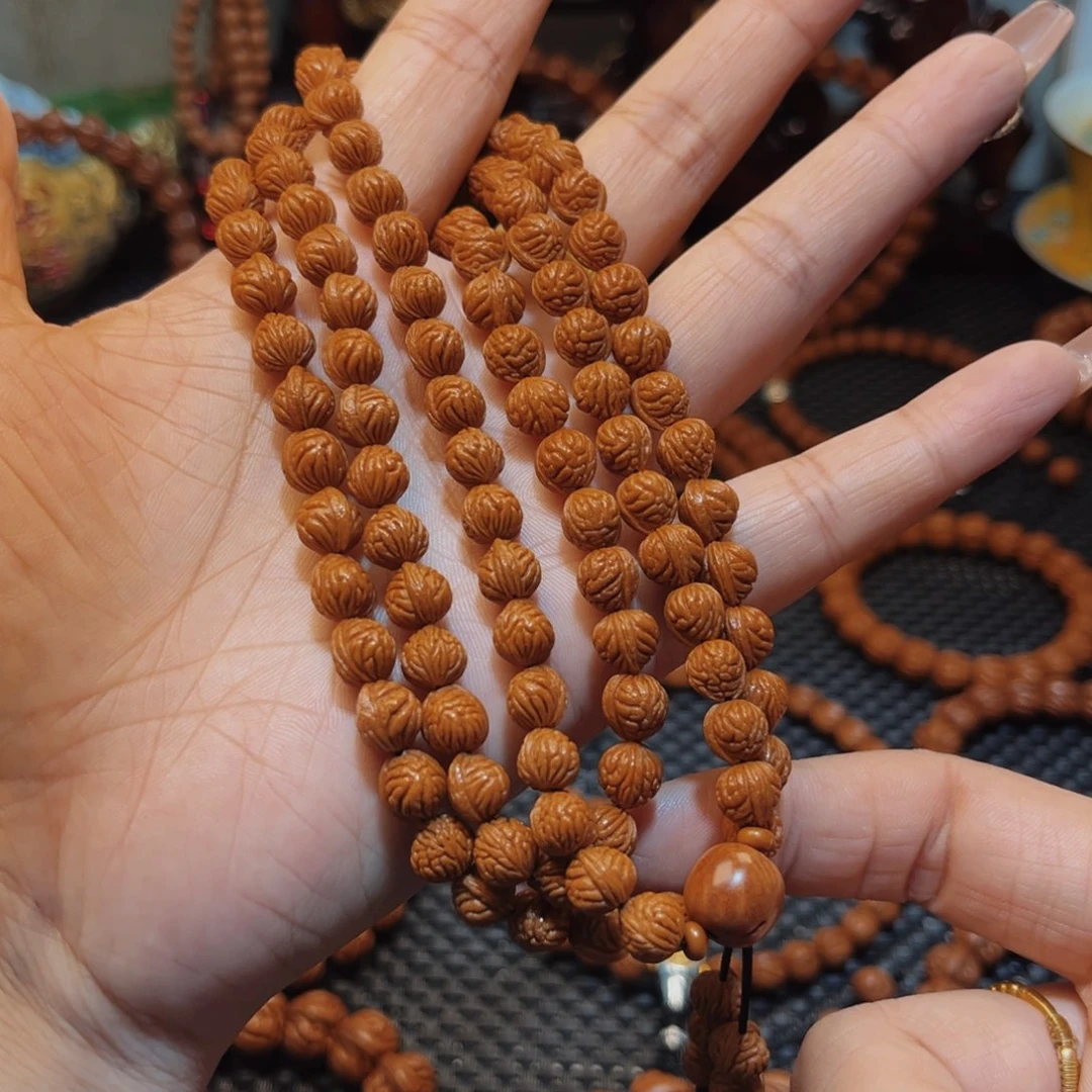 需***实桃核手串0.8野生籽红皮小密纹脖挂