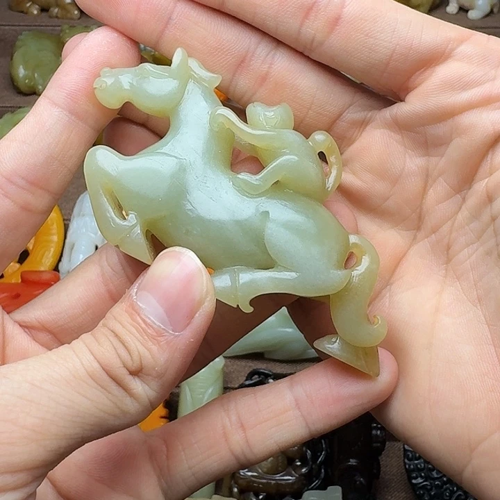 和田玉挂件未镶嵌