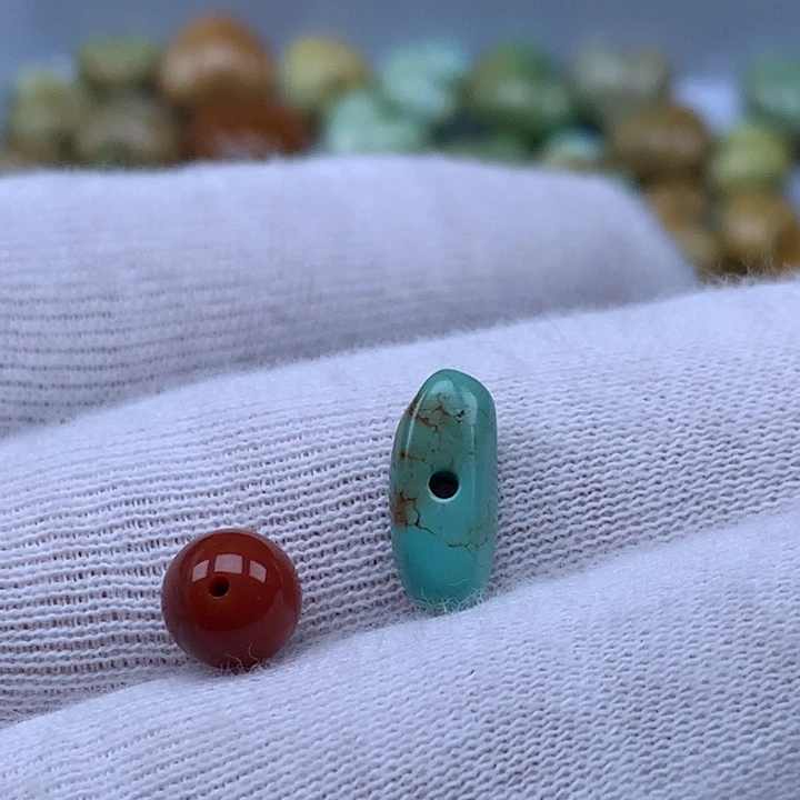 南红玛瑙未镶嵌珠宝奇石