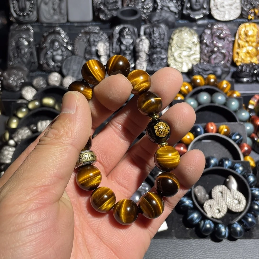 木变石（虎睛石）手串未镶嵌来**安生肖虎，12毫米