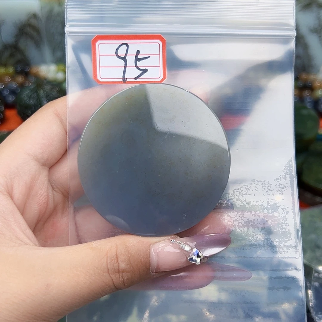 和田玉未镶嵌珠宝半成品