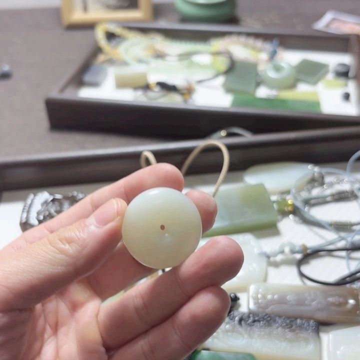 和田玉（糖玉）未镶嵌戒指