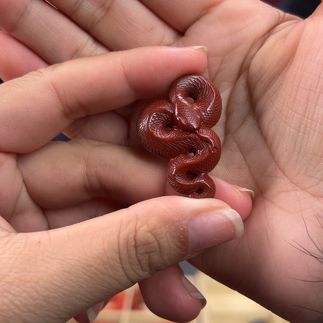 南红玛瑙未镶嵌手链