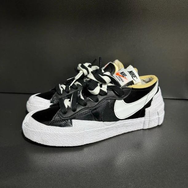95新 NIKE/耐克 36.5码/sacai 黑白 联名款 低帮女款板鞋