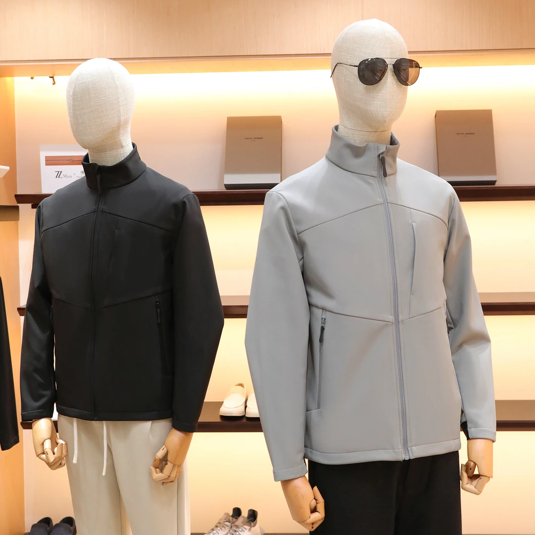 2025秋冬季新款男士城市户外机能风立领加绒软壳三防夹克外套1542