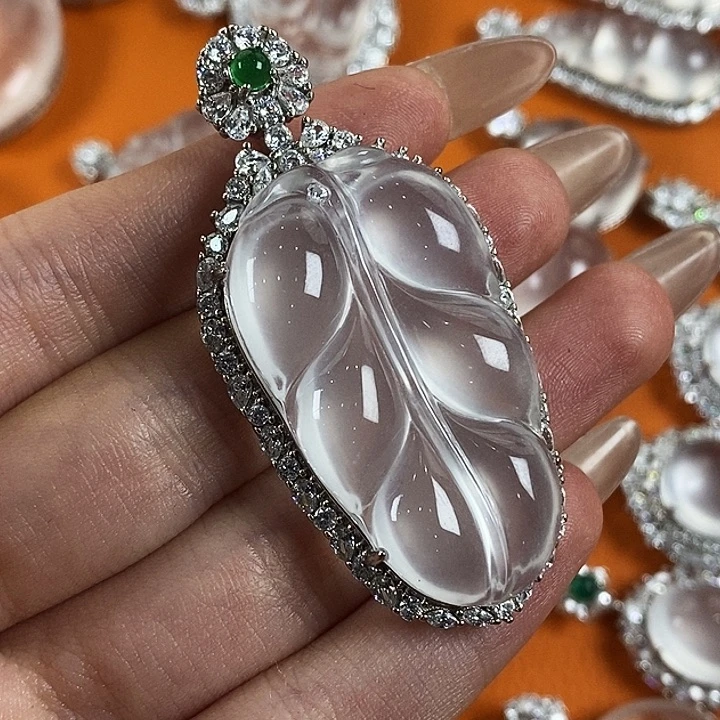 石英质玉银S925镶嵌颈饰