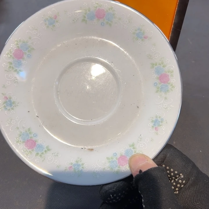 优***光瓷片拾六家的瓷器瓷器