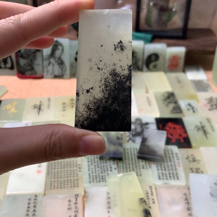 蛇纹石玉合金颈饰