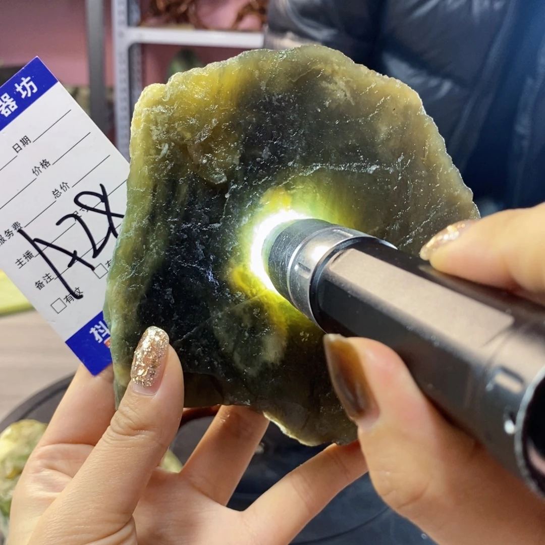 蛇纹石玉合金岫玉原石蛇纹石玉