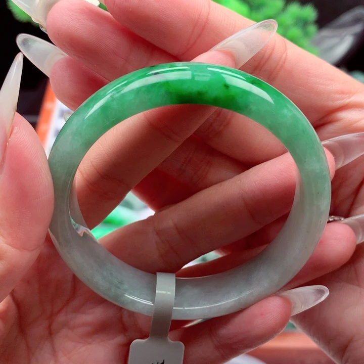 四***家翡翠未镶嵌手镯翡翠定金