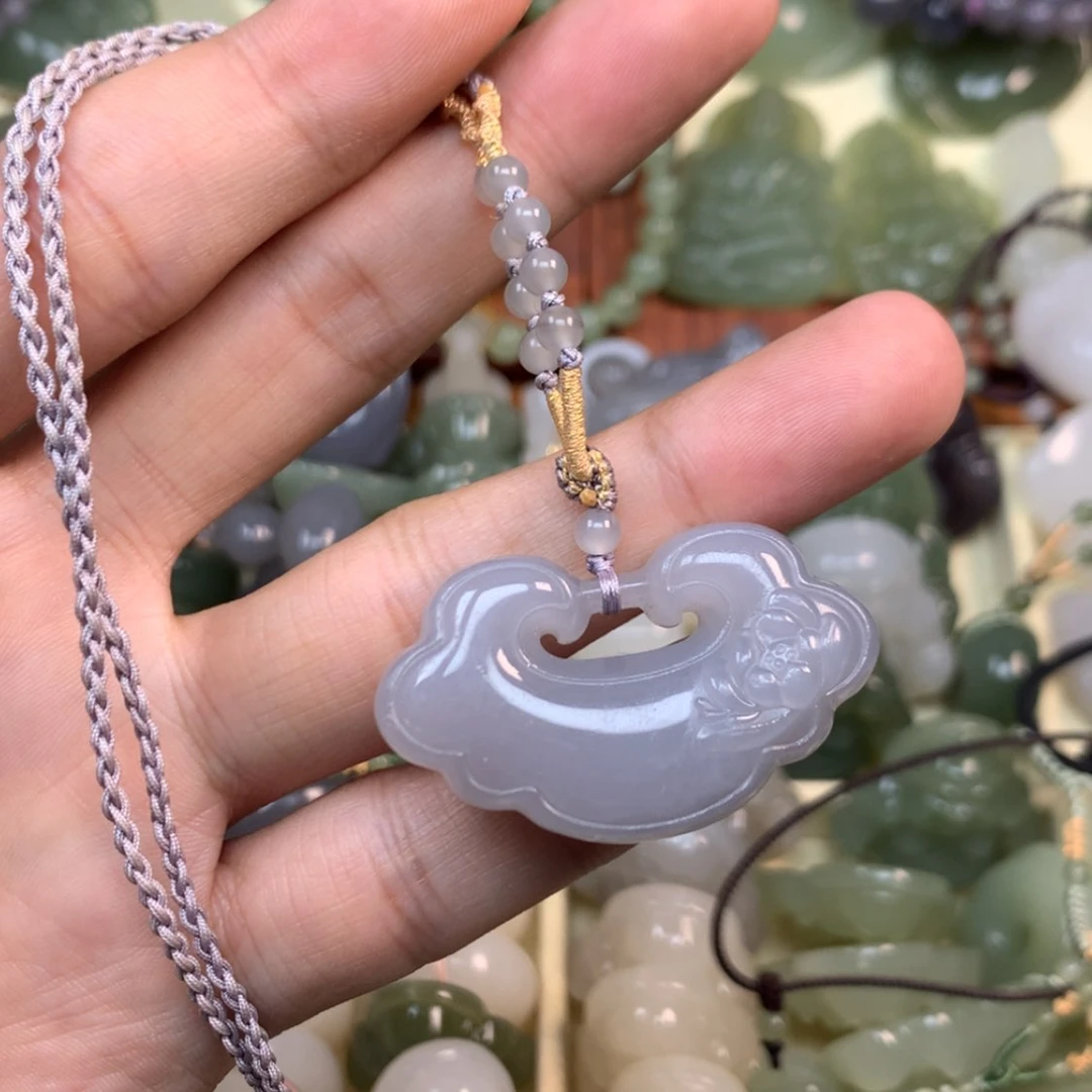 【闪购商品】颈饰未镶嵌和田玉