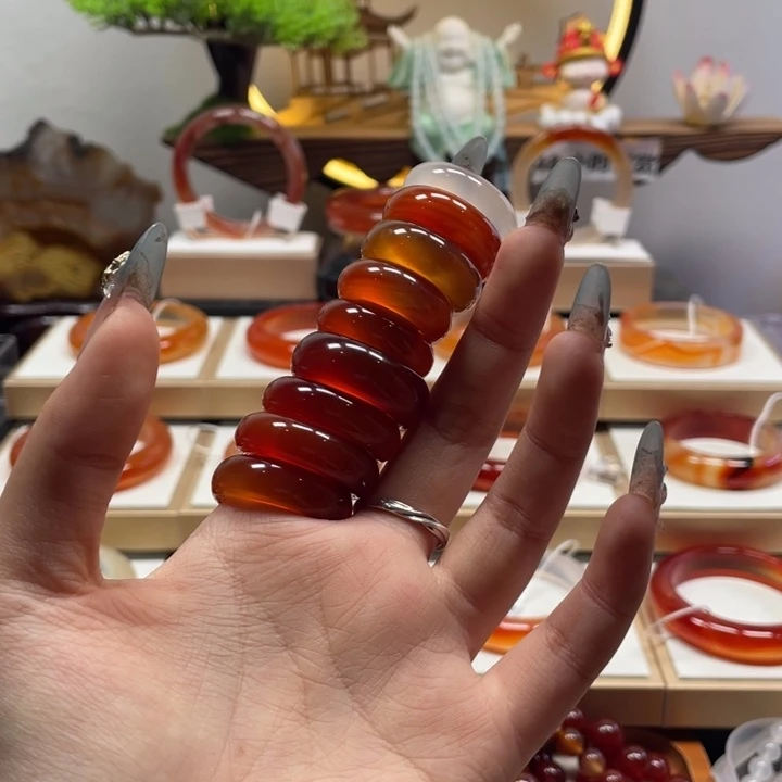 玛瑙/玉髓未镶嵌手镯