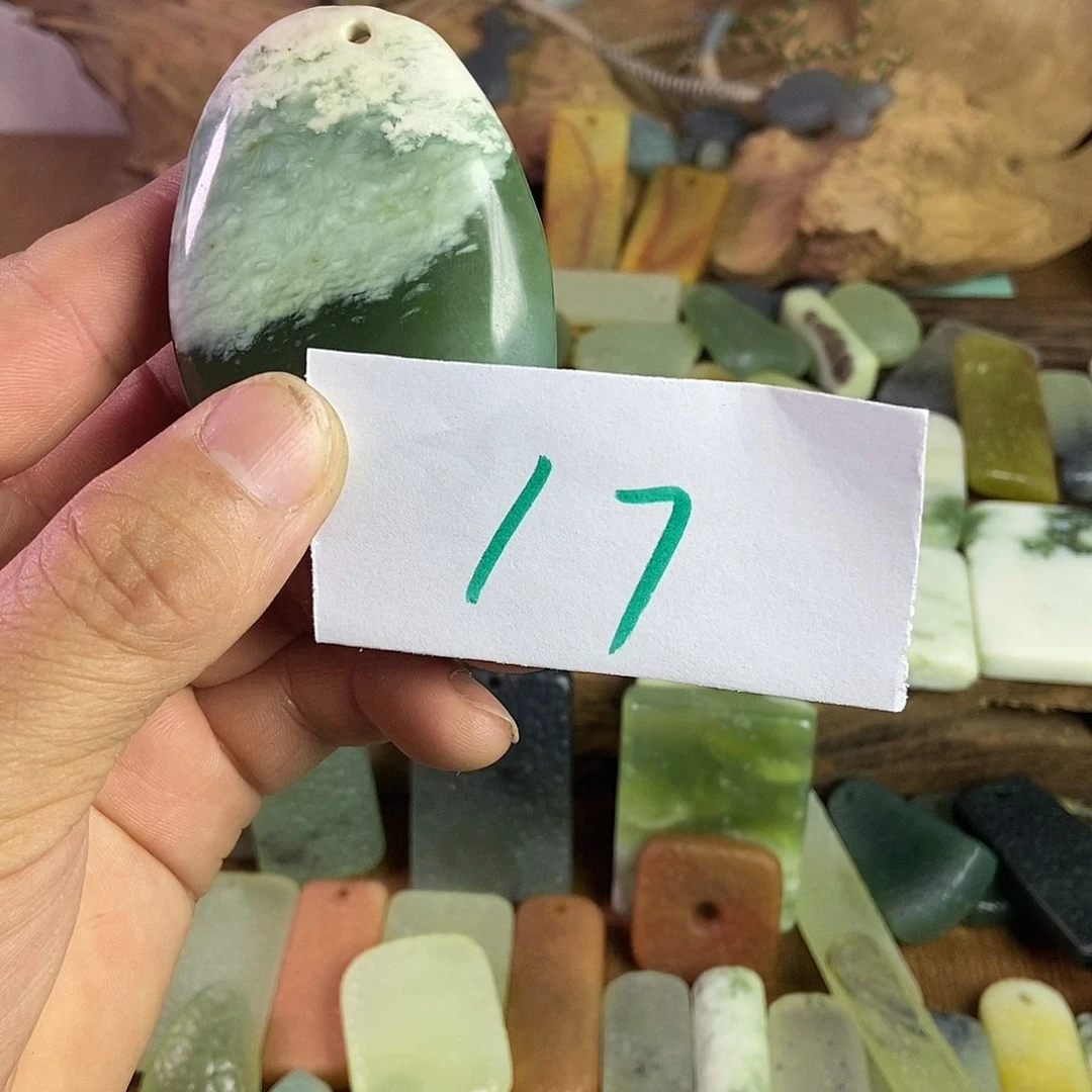 蛇纹石玉手链未镶嵌万*人