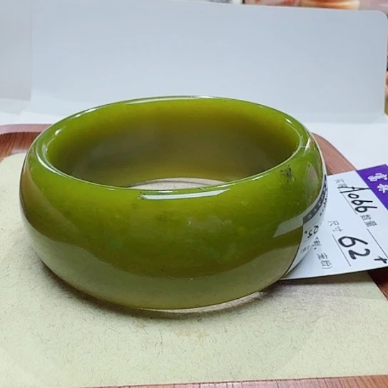 蛇纹石玉未镶嵌手镯S****g