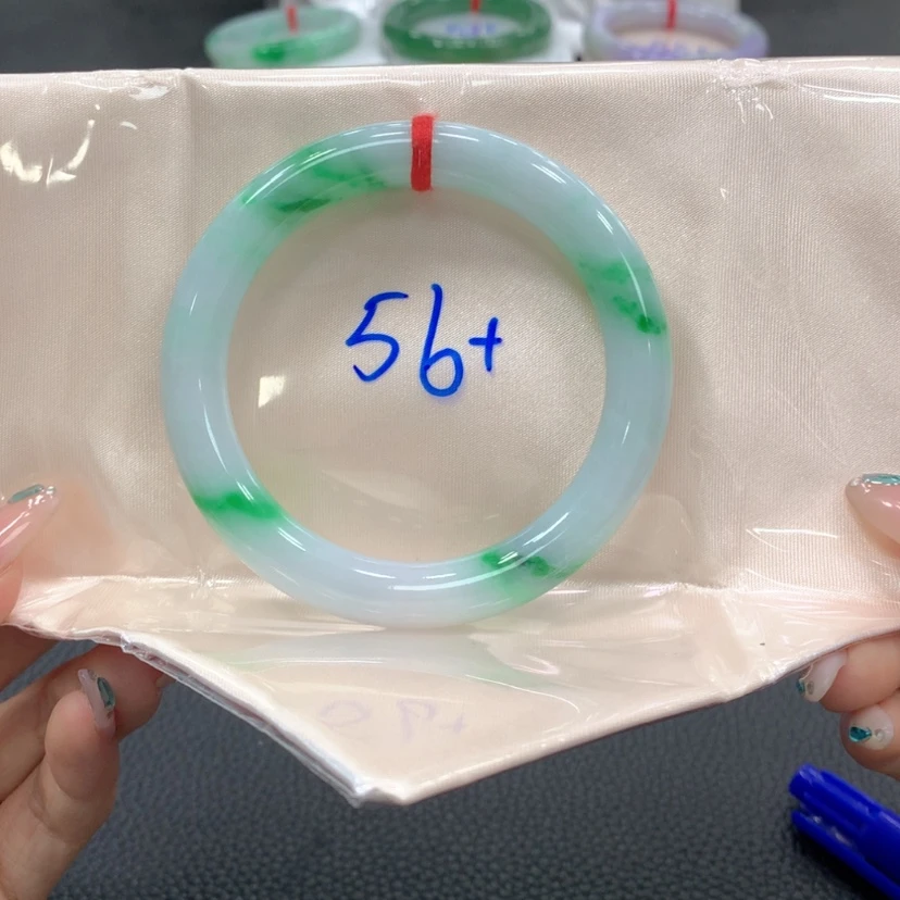 【闪购商品】翡翠手镯未镶嵌翡翠