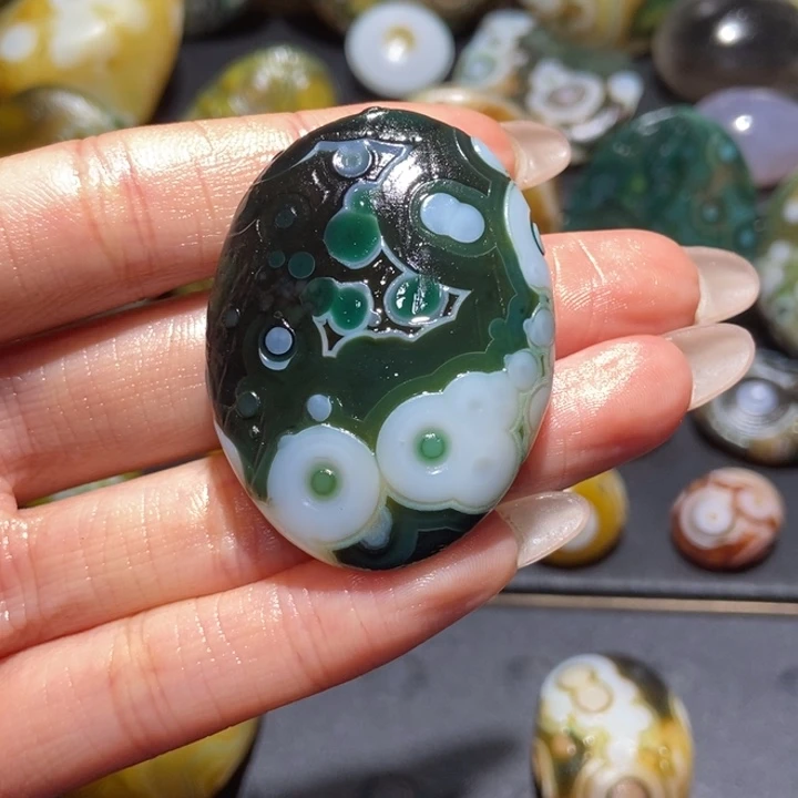 【闪购商品】未镶嵌玛瑙/玉髓珠宝奇石f f