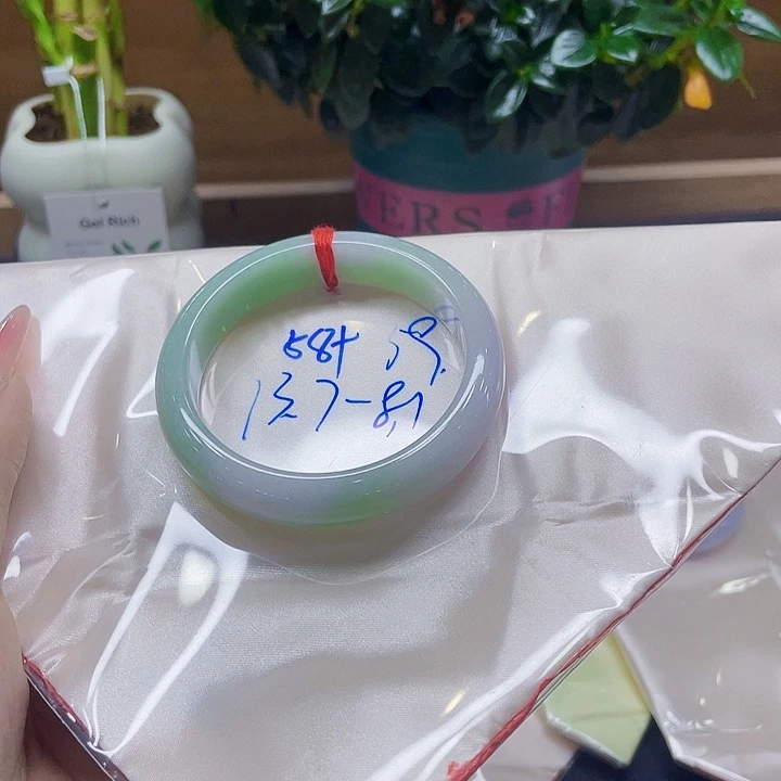 翡翠未镶嵌手镯天然缅甸A货翡翠