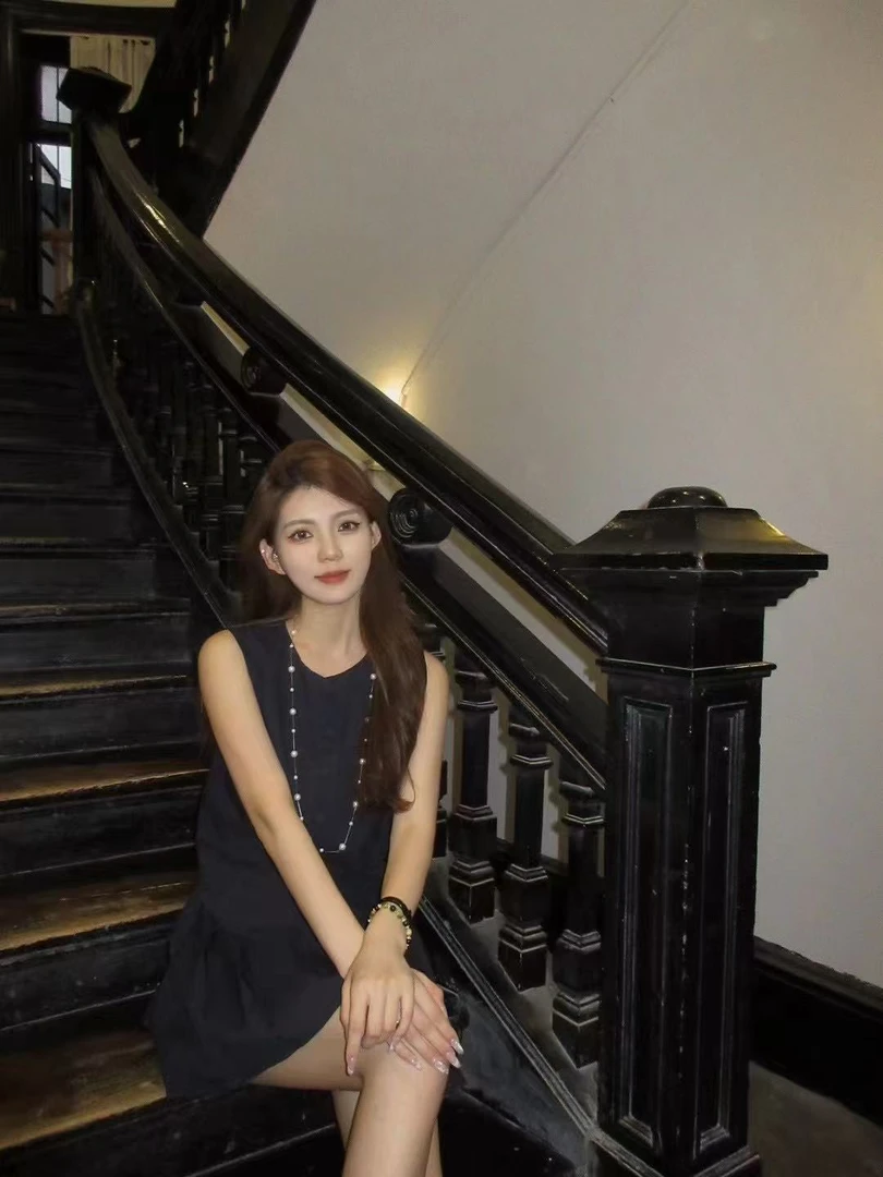 YUSHA/高档黑白城市三角巾