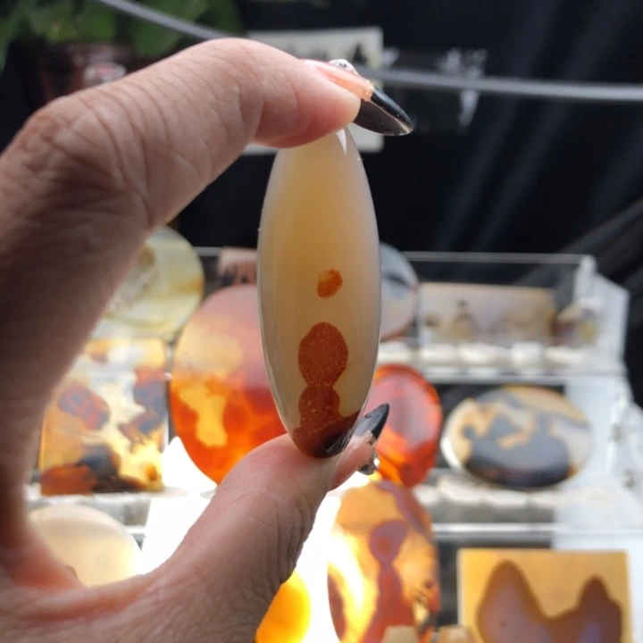 玛瑙/玉髓颈饰未镶嵌5