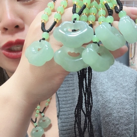 东陵石未镶嵌颈饰多样性发过拍一发一