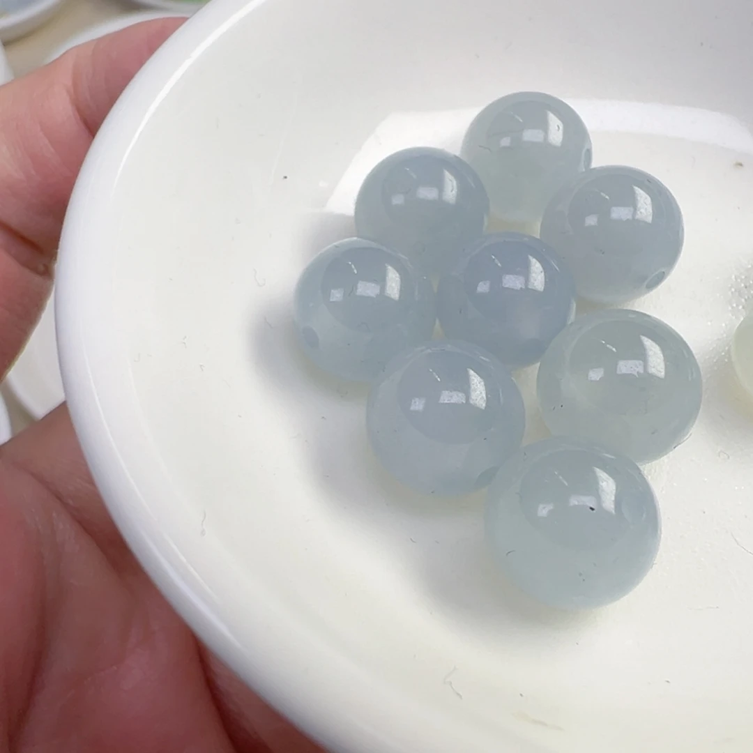 翡翠散珠卡10圆珠一颗