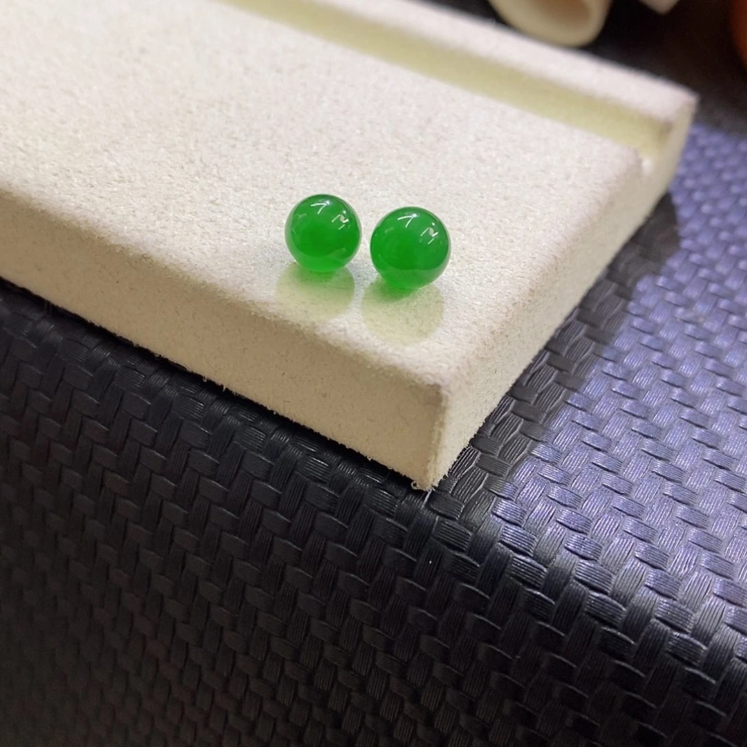 未镶嵌挂件翡翠一对卡6