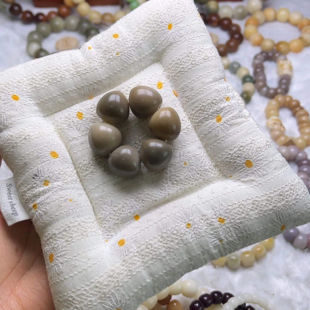 菩提根/象牙果吊坠卡19蒜瓣手捻463