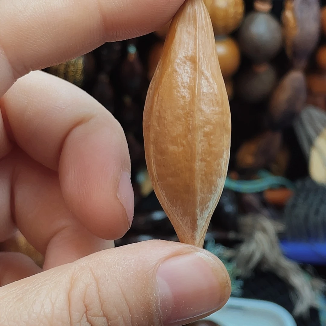 橄榄核吊坠寂****空送的单子