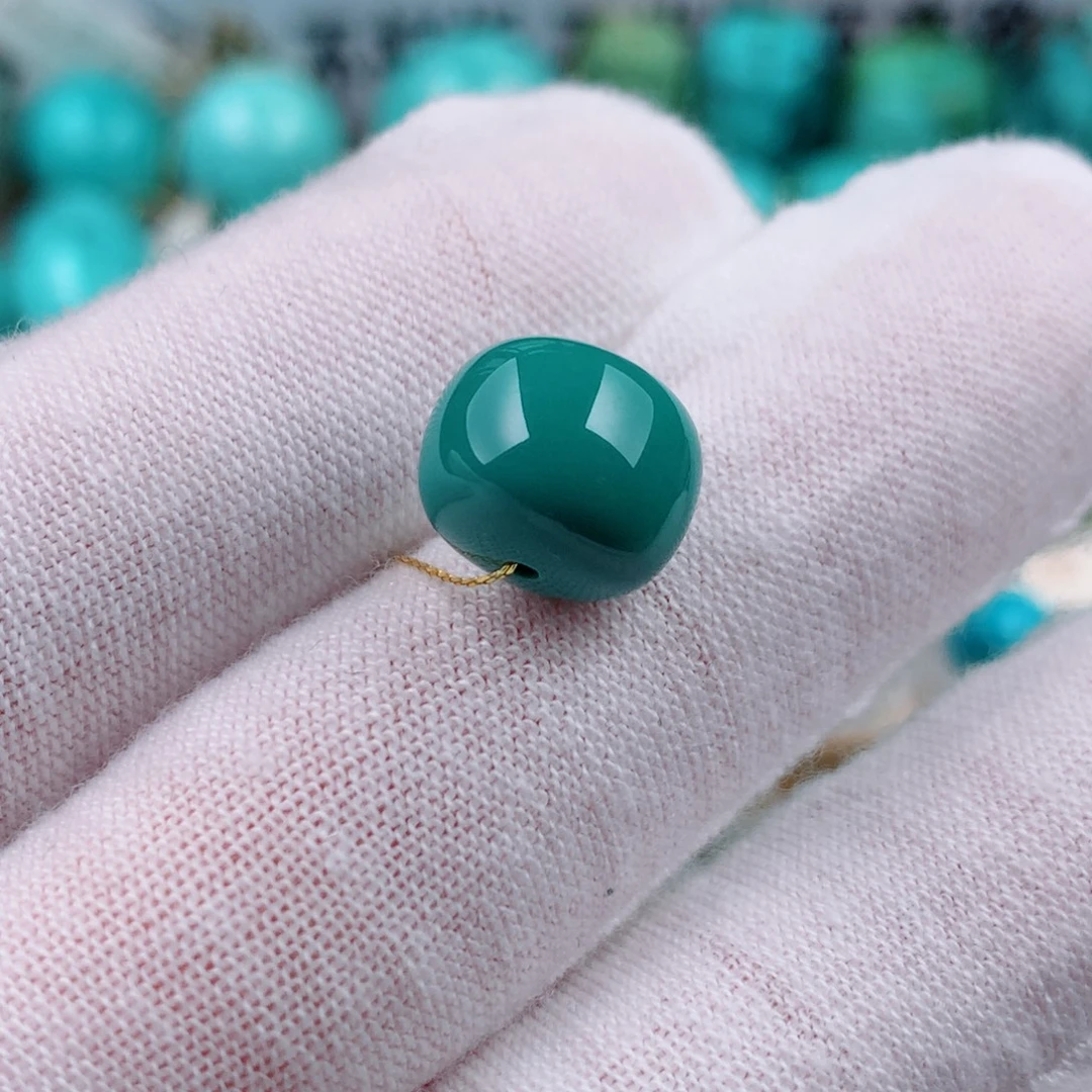 绿松石未镶嵌珠宝奇石11.4mm